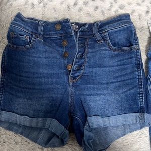 Holliste High Rise Short